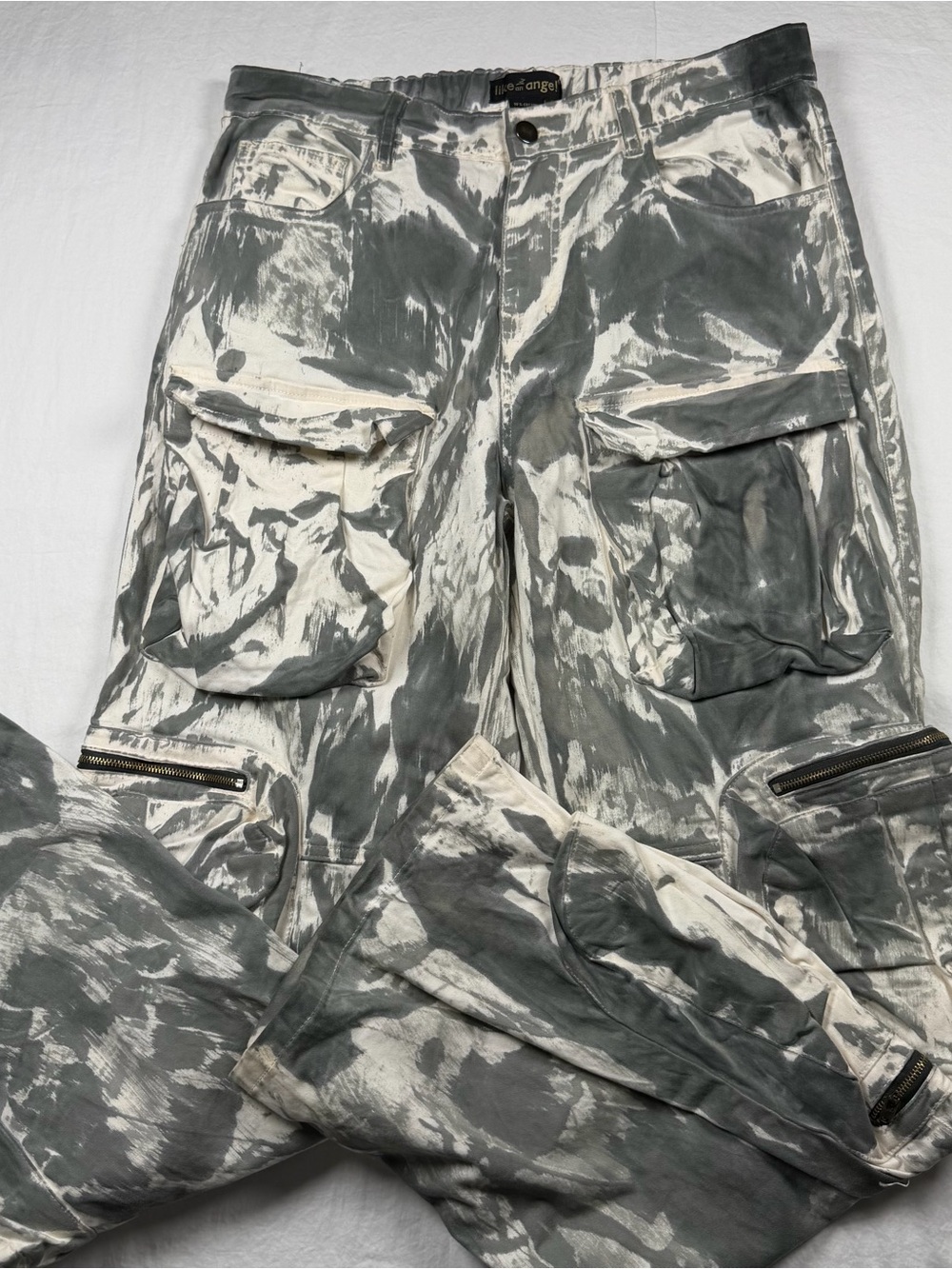Like an Angel Size L Gray cream Acid Wash Wide Leg Cargo Pants